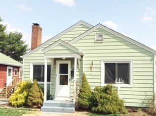 92 Meribah St, Somerset, MA 02726