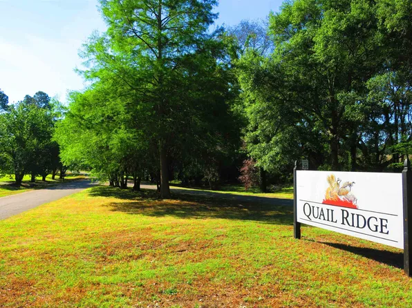 14 Sparrow Ct, Havana, FL 32333