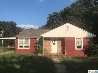 109 Oak Lane Dr, Gatesville, TX 76528