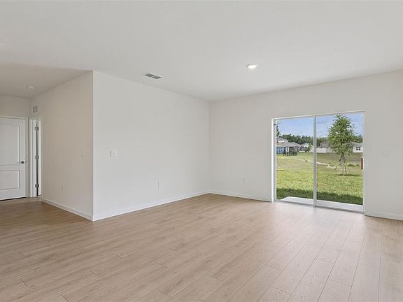 3rd image of 917 5th St