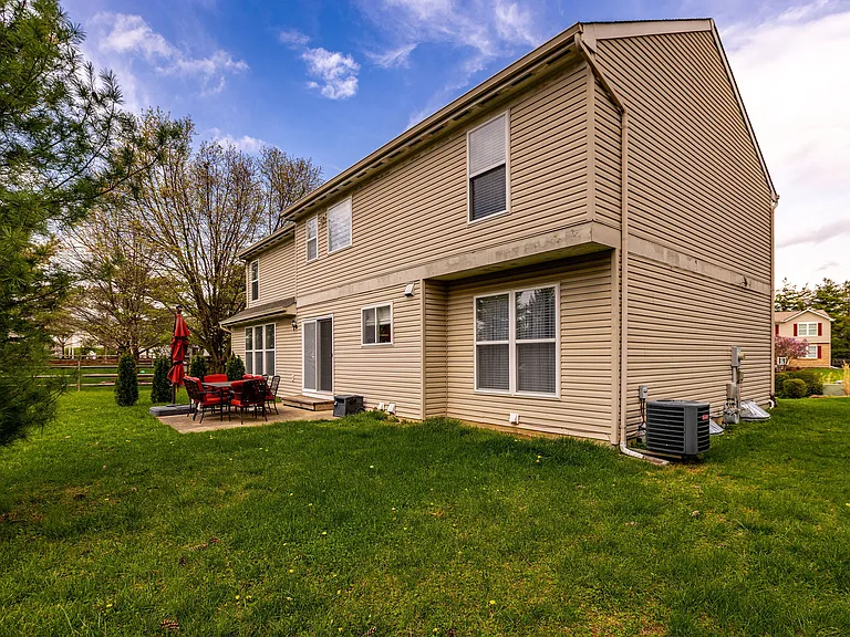 5041 Lexington Ct — Photo 36