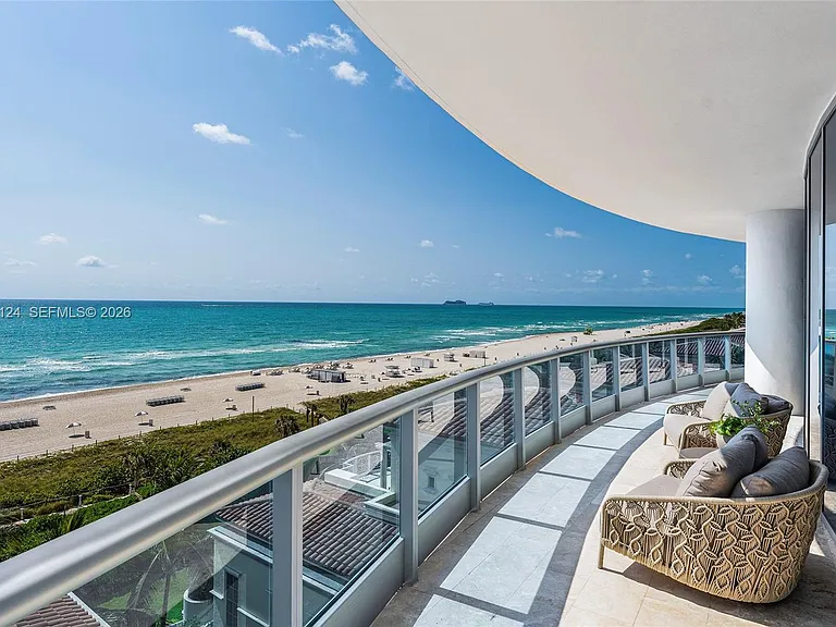 5959 Collins Ave #807 — Photo 2