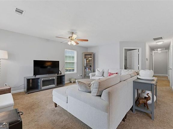 4th image of 2341 Glebe Ct