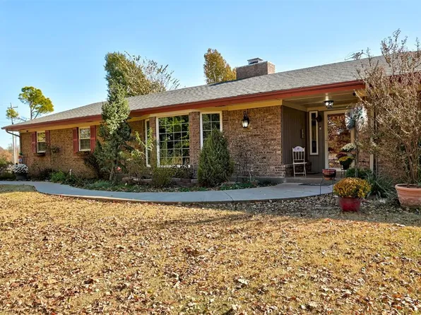 704 E Main St, Tuttle, OK 73089