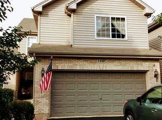 1440 Mackenzie Ln, Elgin, IL 60120