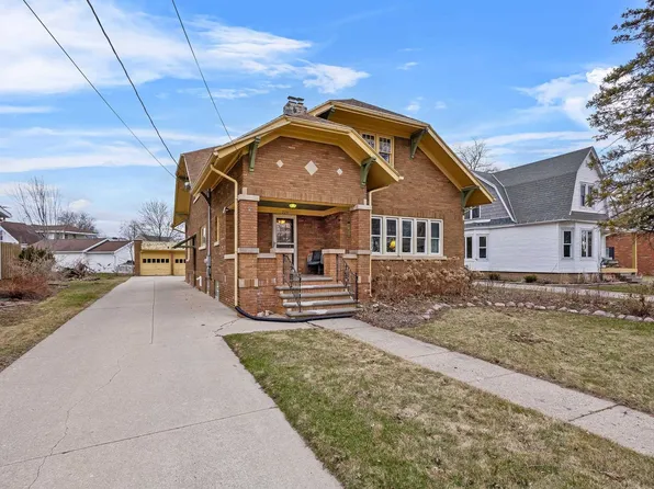 225 Wisconsin Ave, Denmark, WI 54208