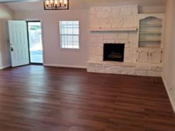 5th image of 2516 W Richmond St
