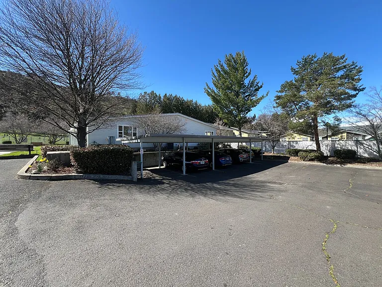 Sunray Terrace Senior Apartments — Photo 3