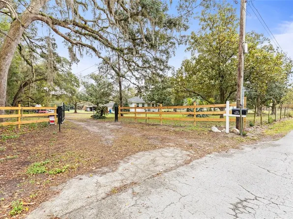 226 Benes Rd, Masaryktown, FL 34604