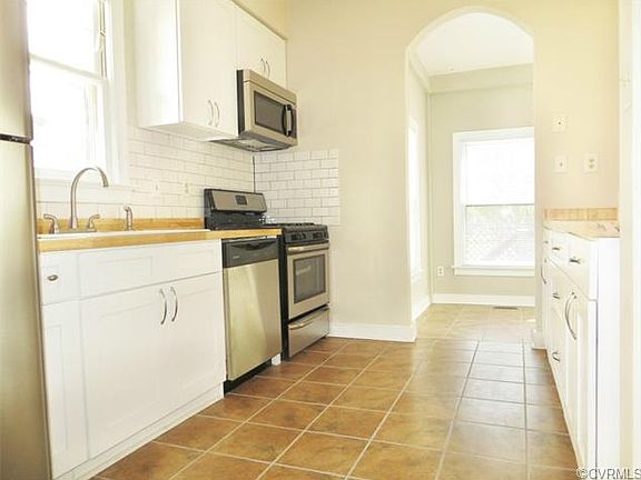 5th image of 2719 Griffin Ave