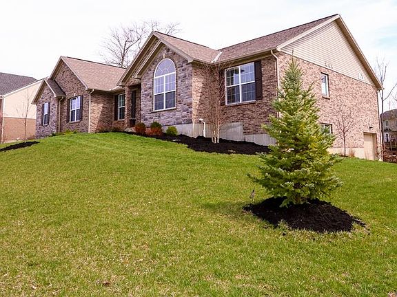 3rd image of 8292 Worcester Dr