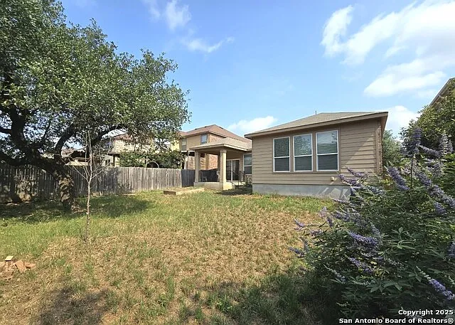 4526 Bexley Trl — Photo 12