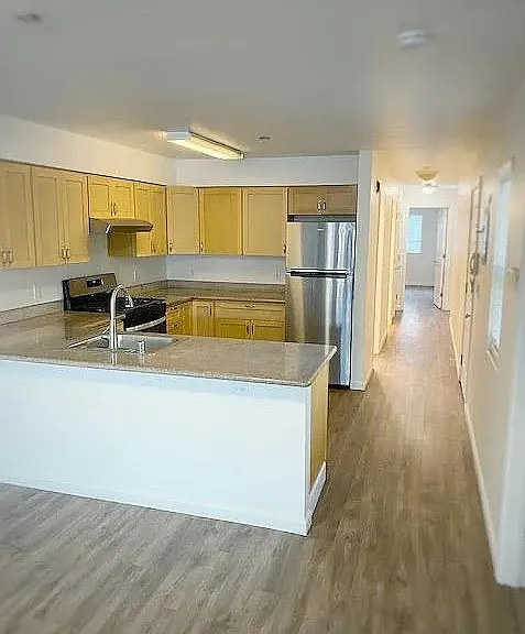 1626-1628 Annie St #1 — Photo 3