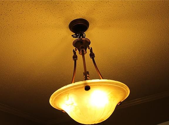 2nd image of 4210 Bent Oaks Dr