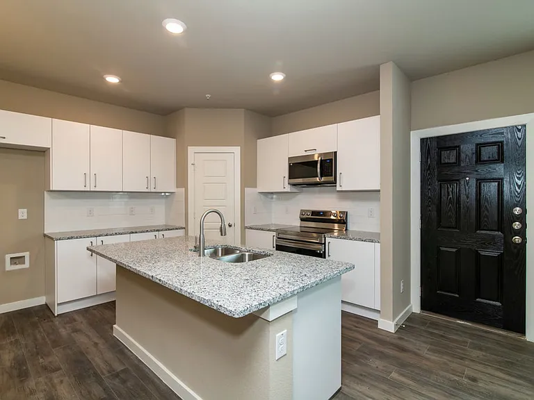 605 Harvest Moon Dr — Photo 7