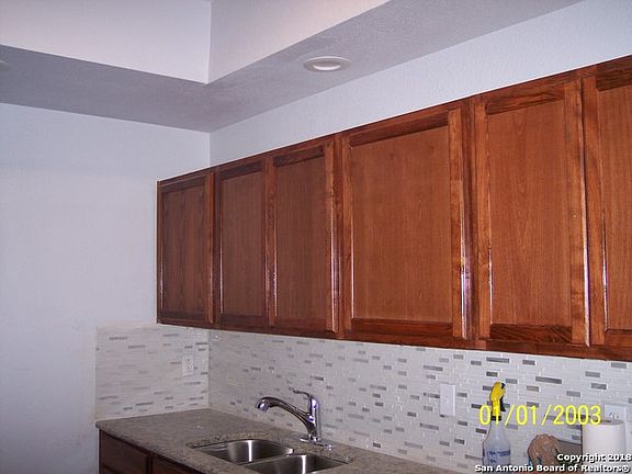 4th image of 431 W Academy St
