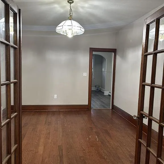 2242 Ferry St — Photo 3
