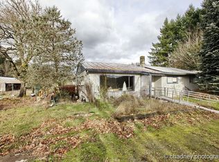 12063 S Carus Rd, Oregon City, OR 97045