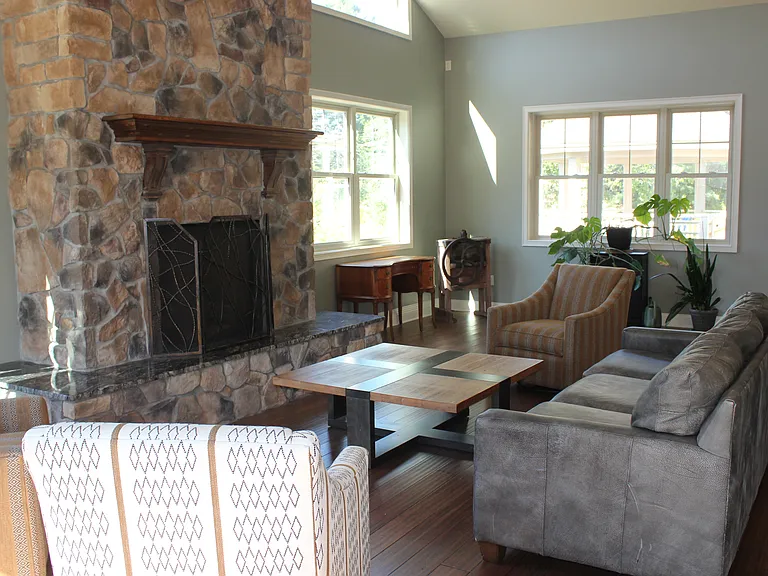Mill Hollow Apartments — Photo 23