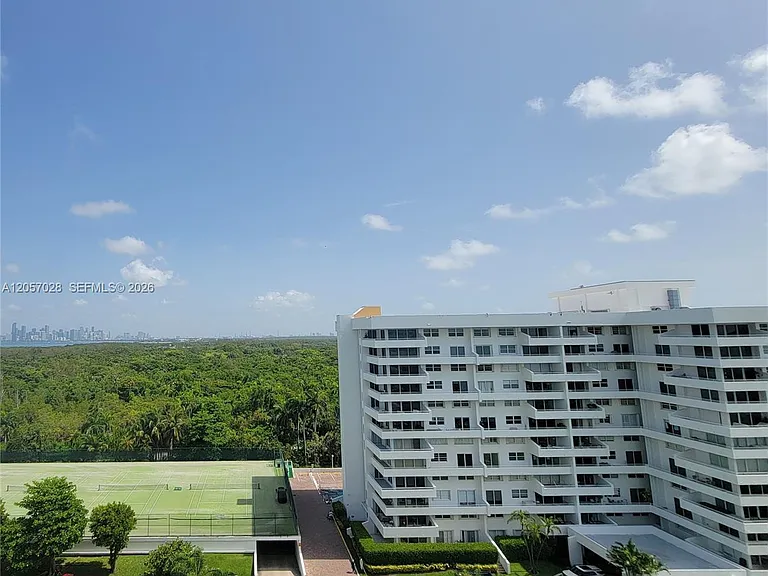 199 Ocean Lane Dr #1206 — Photo 1