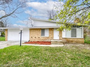3259 Skander Dr, Flint, MI 48504
