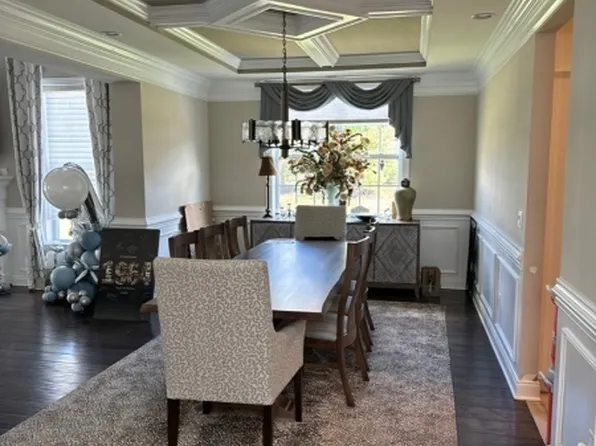 96 Van Cleef Dr, Readington Twp., NJ 08889