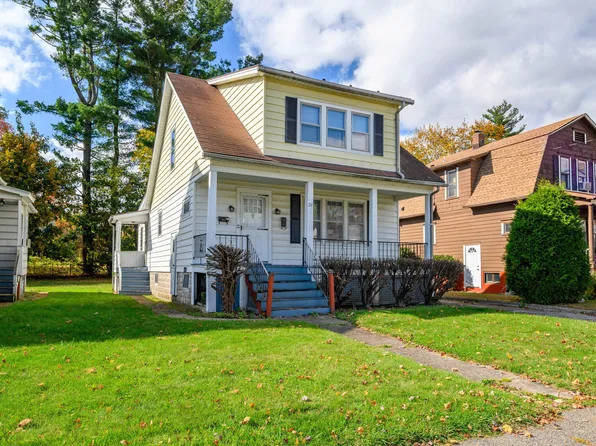 20 Meadow Street, Danbury, CT 06810