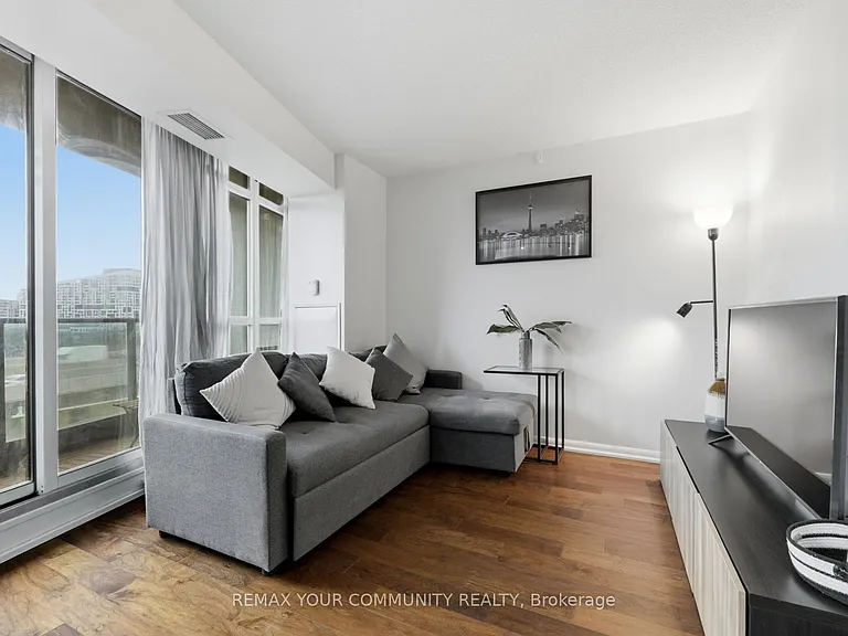 209 Fort York Blvd #962 — Photo 4