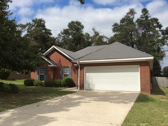 2nd image of 1040 Woodberry Dr