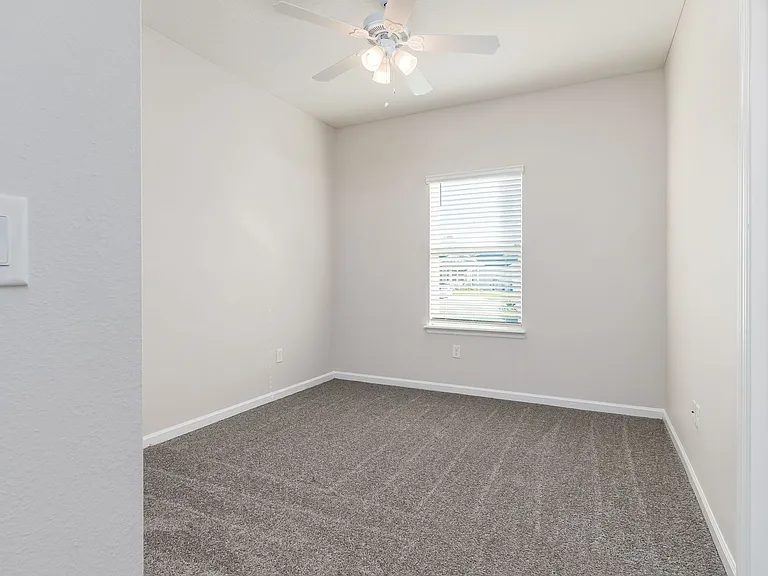 5556 Kellar Cir — Photo 20