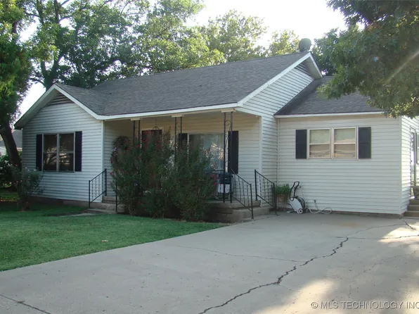 1411 N Wyandotte Ave, Dewey, OK 74029