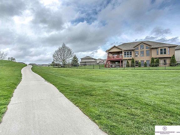 2nd image of 6211 N 157th Avenue Cir