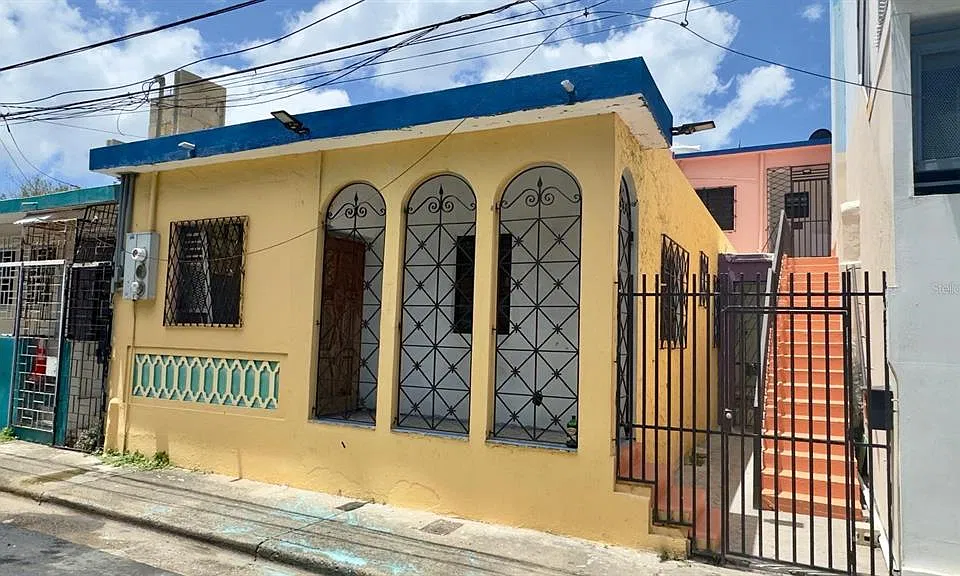 102 Calle Anasco
