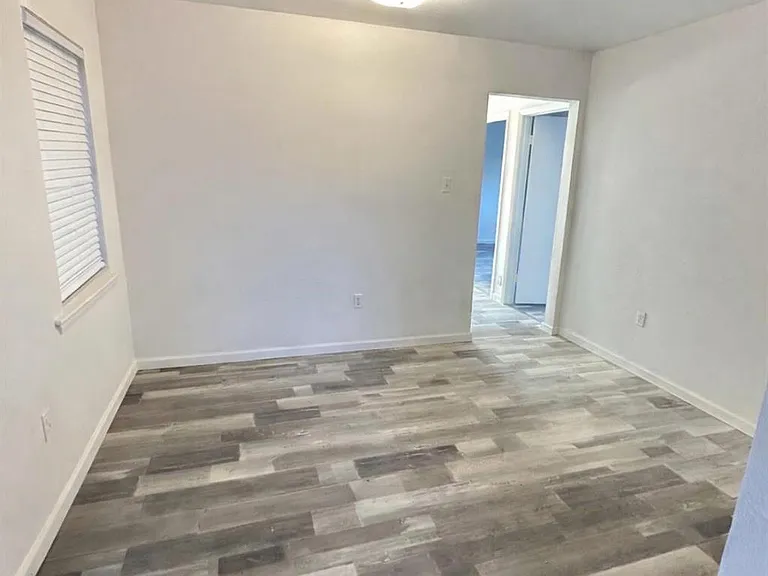 600 W Mimosa St — Photo 10