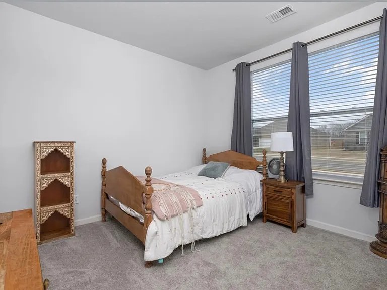 525 Windemere Loop — Photo 9