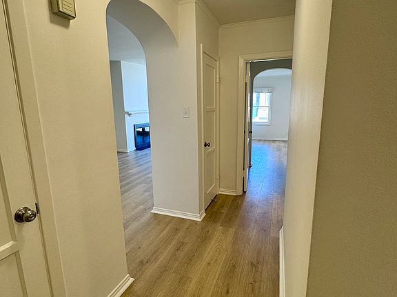 5th image of 2060 Pacific Ave APT 307