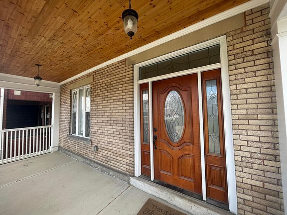 2nd image of 1229 E Livingston Ave