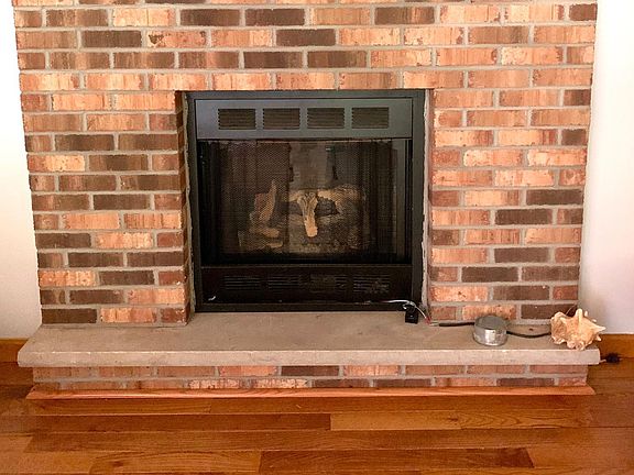 4th image of 2872 Allegheny Dr