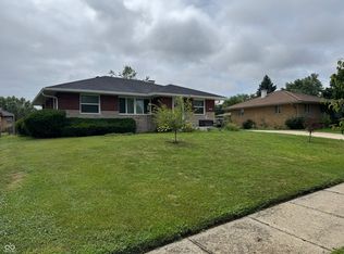 602 Memorial Dr, Beech Grove, IN 46107