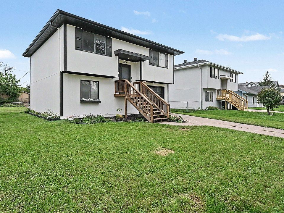 1st image of 2429 8th Ave