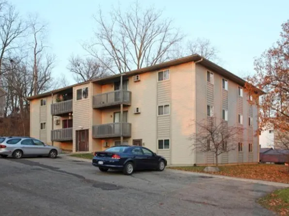 Park Place Apartments (GL62, LLC), 400 E River St APT 10, Grand Ledge, MI 48837
