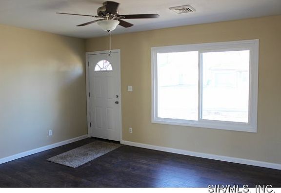 5th image of 2732 Saratoga St
