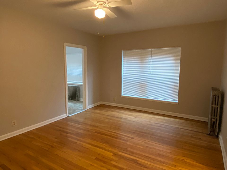 1st image of 16414 Madison Ave #105