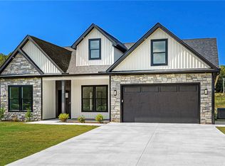 2929 Old Greenville Hwy, Central, SC 29630