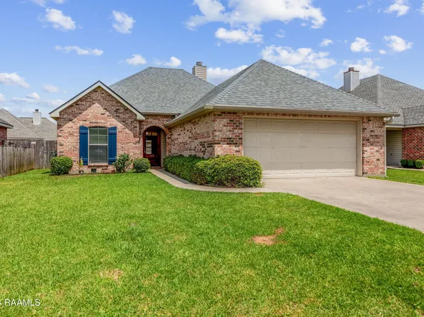 117 Troubadore Dr, Youngsville, LA 70592