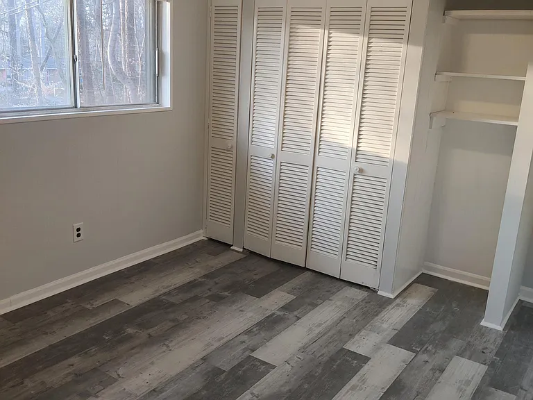 1625 Smith Level Rd — Photo 12