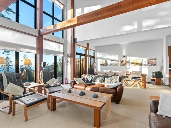 515 Marine Dr #212, Ucluelet, BC V0R 3A0