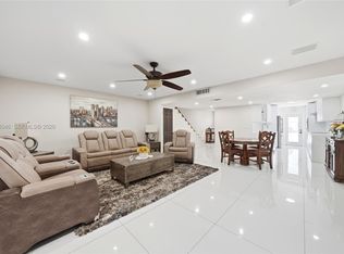 Flamingo Lake Pb 85-17, Hialeah, FL 33014
