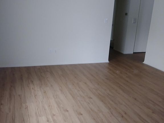 2nd image of 555 E Lewiston Ave APT 207