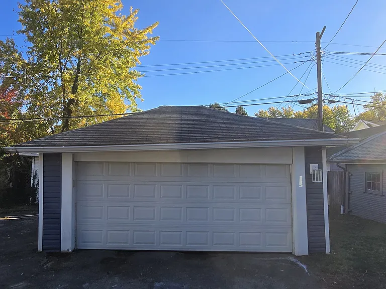 44 Waverly Ave — Photo 29
